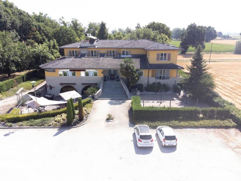 La Quercia Hotel con Ristorante San Giovanni in Croce Esterno foto