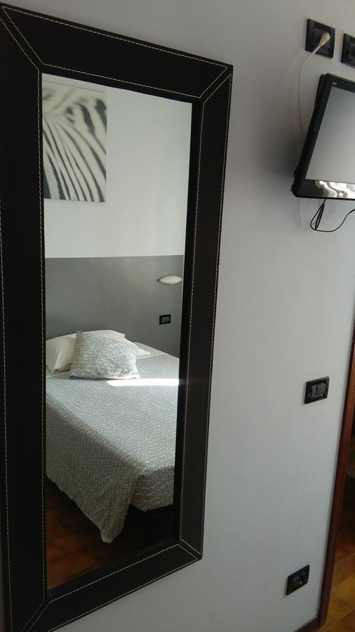 La Quercia Hotel con Ristorante San Giovanni in Croce Esterno foto