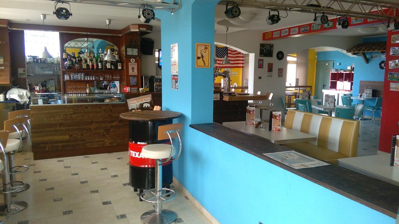 La Quercia Hotel con Ristorante San Giovanni in Croce Esterno foto